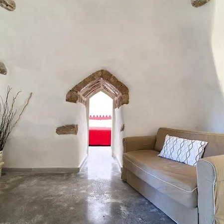 Sleeps 5 Pool Air Con Wifi بيت للعطل *