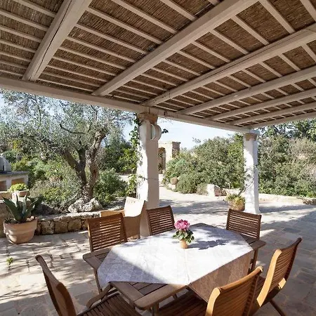 Sleeps 5 Pool Air Con Wifi بيت للعطل